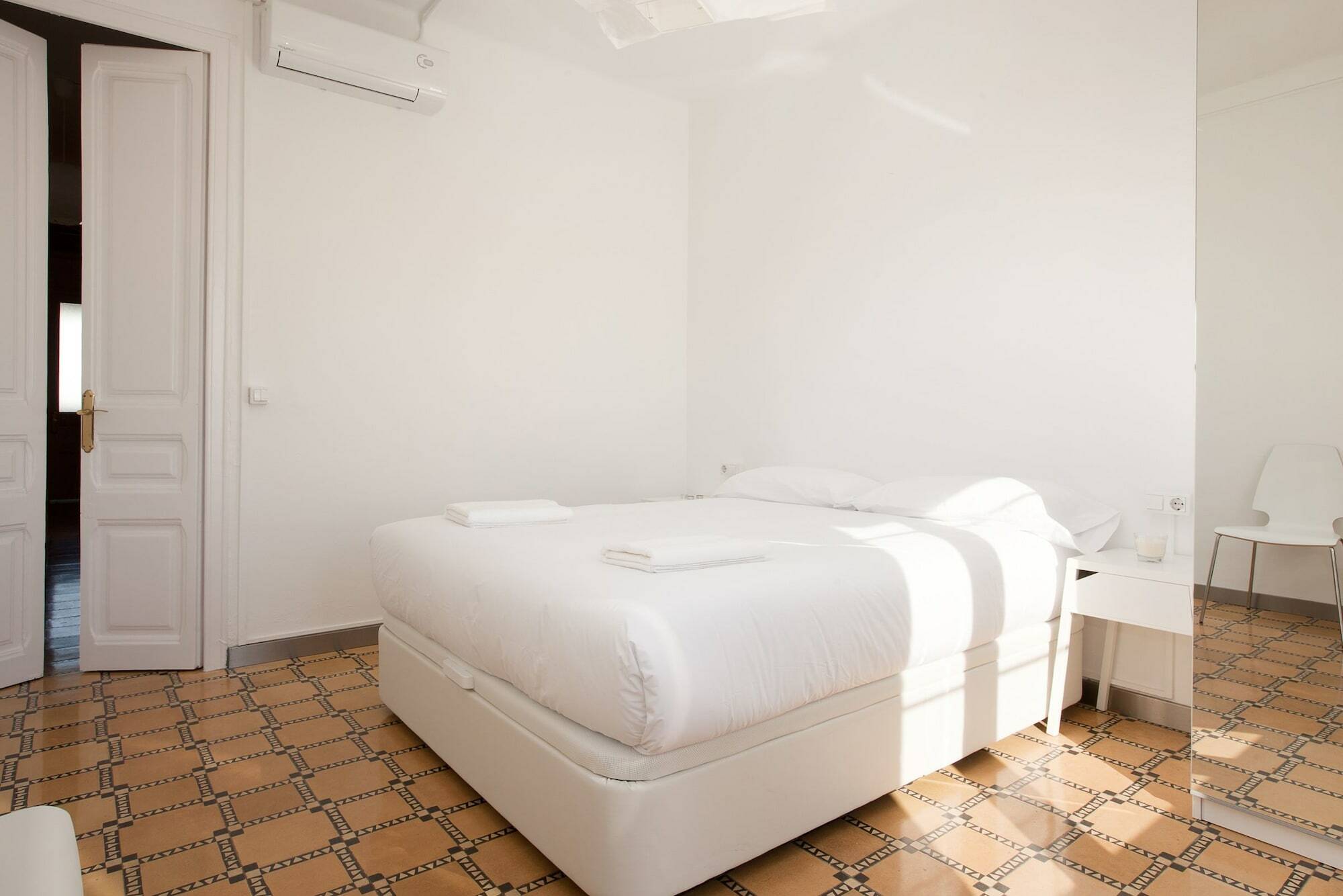 Barnapartments Basic Gracia Barcelona Kültér fotó